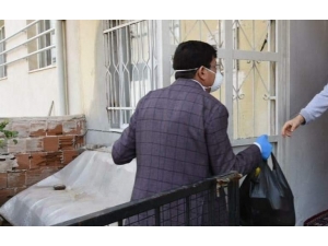 Nazilli Belediyesi’nden İhtiyaç Sahiplerine Gıda Desteği