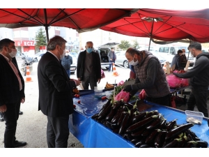 Başkan Palancıoğlu Pazar Yerinde Korona Virüs Önlemlerini Denetledi, Alışveriş Yaptı