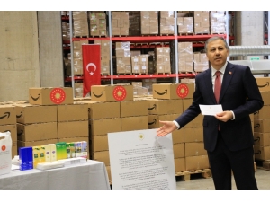 Pilot İl Seçilen İstanbul’da 65 Yaş Üstü 1 Milyon 150 Bin Vatandaşa Ücretsiz Maske Ve Kolonya Dağıtımına Başlandı