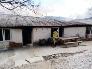 Bursa’da Yemekhanede Çıkan Yangın Korkuttu