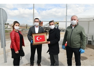 Başkan Kanar, Polis Haftasını Kontrol Noktasında Kutladı