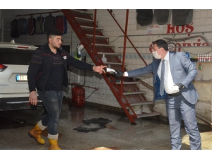 Sanayide Koruyucu Maske Dağıtıldı