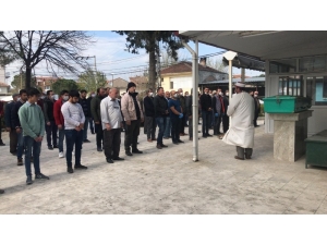 Annesinin Öldürdüğü Talihsiz Çocuk Manisa’da Defnedildi