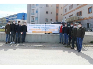 Ak Gençlerden Sağlık Çalışanlarına Destek