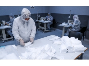 Erzincan’da 150 Bin Maske Alımı Yapılarak İhtiyaç Olan Yerlerde Dağıtılacak