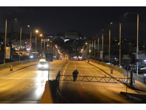 Atatürk Köprüsü, Araç Ve Yaya Trafiğine Kapatıldı