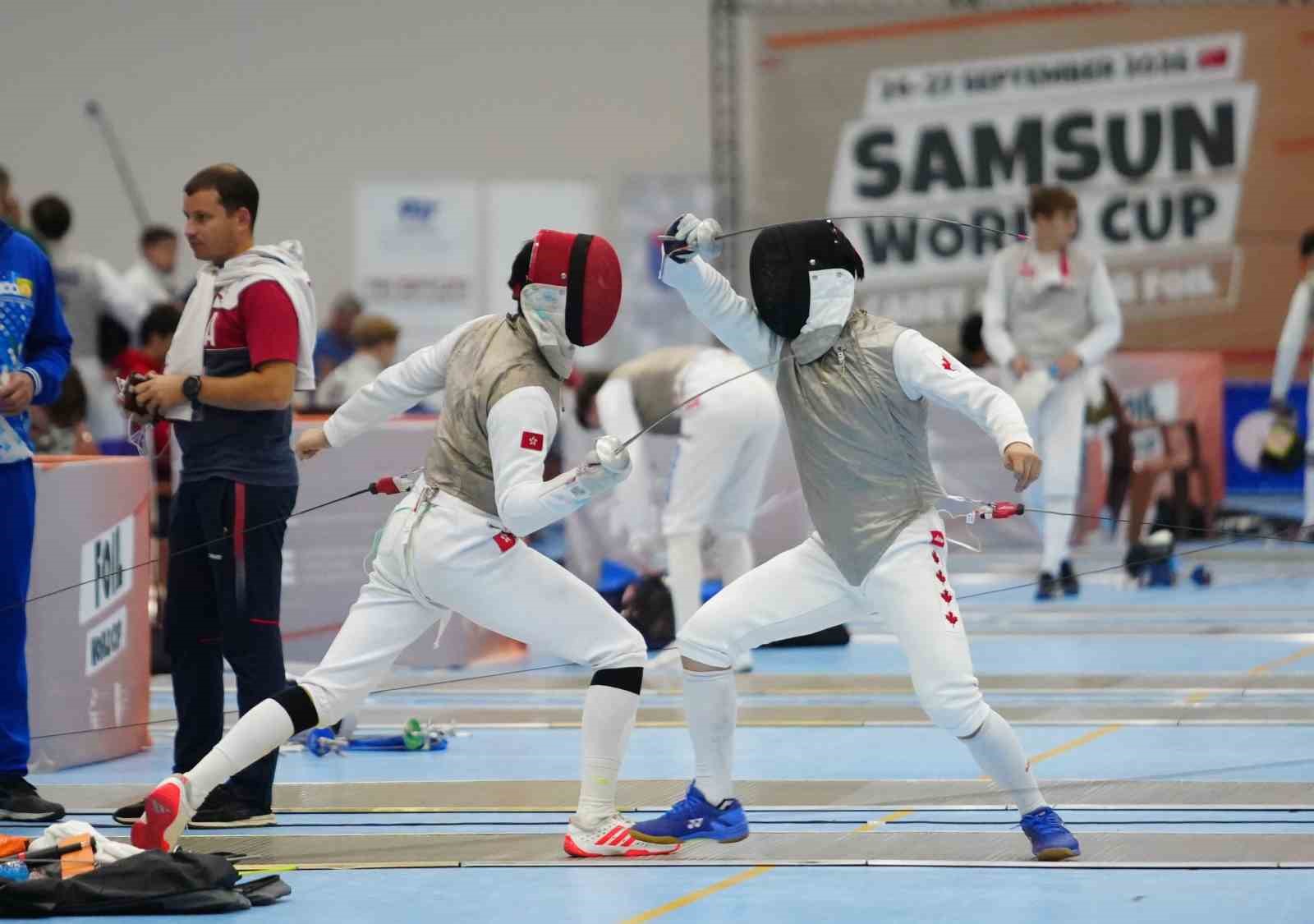 yildizlar-ve-gencler-flore-dunya-kupasi-nda-sporcular-kiliclarini-samsun-da-salliyor