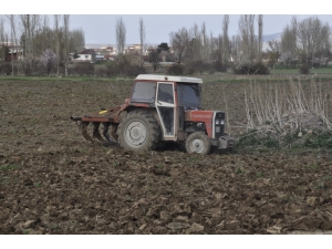 Patates Diyarı Şuhut Üretime Hazırlanıyor