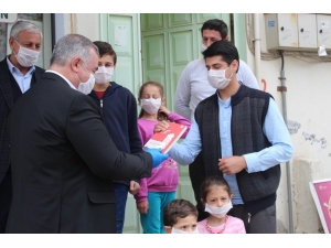 Kahta’da Evde Kal Kitap Oku Kampanyası Başladı