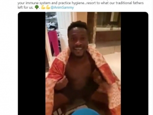 Asamoah Gyan Korona Virüsten Korunmak İçin Geleneksel Yöntemlere Başvurdu