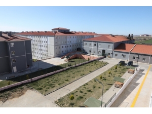 Karantina Süreleri Sona Eren Vatandaşlar Memleketlerine Uğurlandı