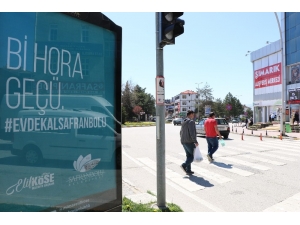 Osmanlı Kenti Safranbolu’da Yöresel Şivelerle ‘Evde Kal’ Uyarısı