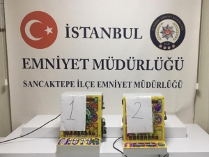 Polisten Kumar Oynatılan Tekel Bayisine Baskın