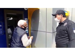 Polis Ekipleri Vatandaşların Yardımına Koşuyor