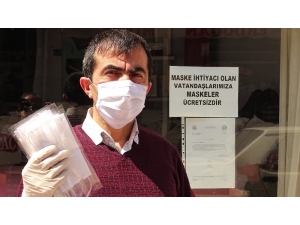 Esnaftan Vatandaşa Ücretsiz Maske
