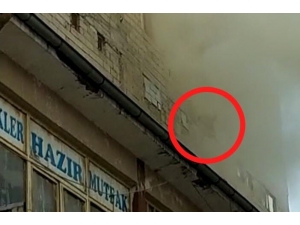 Yangında Mahsur Kalan Hamile Kadın Pencereden Böyle Atladı