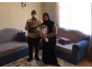 Muhterem Amca, Eşinin Doğum Gününü Vefa Grubunun Desteğiyle Kutladı