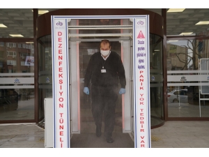 Çorlu’da Belediye Girişine Dezenfeksiyon Tüneli Kuruldu