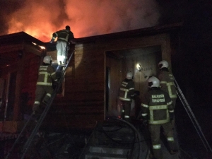 Edremit’te Isı Pompası Ahşap Evi Yaktı