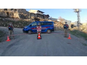 Ardahan’da Bir Köy Karantinaya Alındı