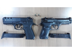 Maskeli Soyguncular Polisten Kaçamadı