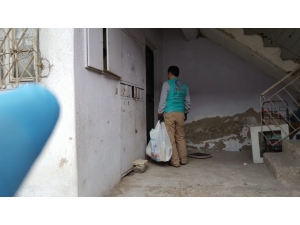 Veren El İle Alan El Arasında Köprü Oluyorlar