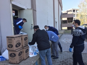 Okullar Kapandı, 52 Gönüllü Öğretmen Yardıma Koştu