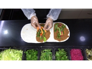 ’Biz Bize Yeteriz’ Dedi, Bir Günlük Gelirini Kampanyaya Bağışladı