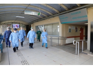 Vali Güner, Bartın Pandemi Hastanesinde İncelemelerde Bulundu