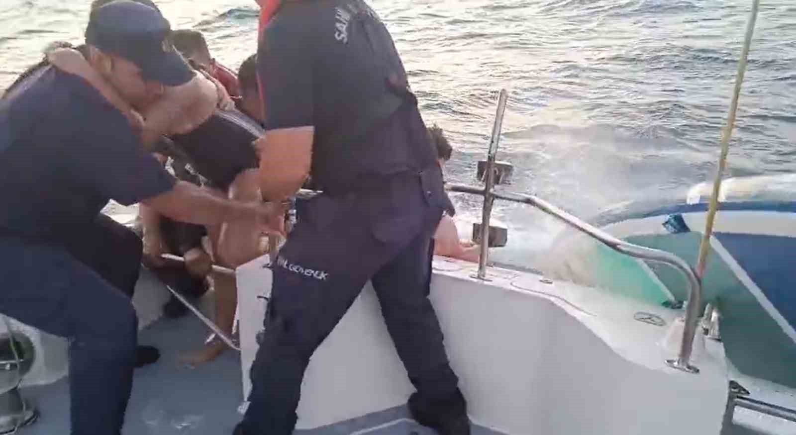 yalova-da-denizde-suruklenen-baba-ve-kizi-5-kilometre-acikta-kurtarildi