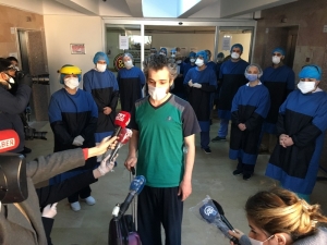 Korona Virüsü Yenen Doktor, “Beni Bıraksalar Şimdi Göreve Dönerim”