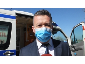 Burhaniye’de Belediye Ambulanslar İçin Dezenfekte Alanı Oluşturdu