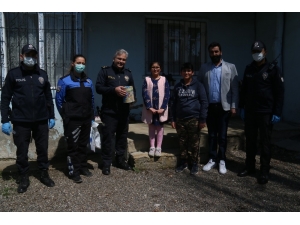 Kardeşler Harçlıklarını Devlete Bağışladı