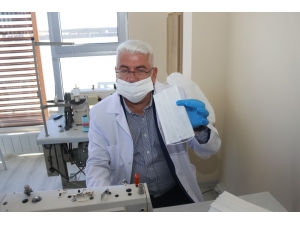 Başkan Makinenin Başına Geçti Ergeneliler İçin Maske Dikti