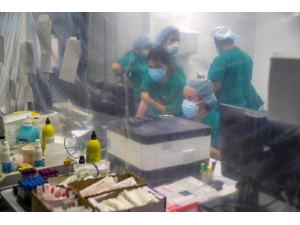 İspanya’da Son 24 Saatte 605 Ölüm