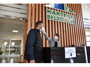 Kartepe Belediyesi Girişine Ateş Ölçerli Önlem