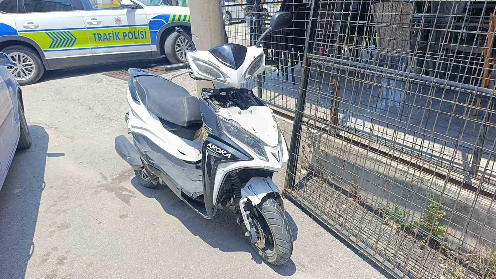 manavgat-ta-motosiklet-ile-otomobil-carpisti-1-yarali