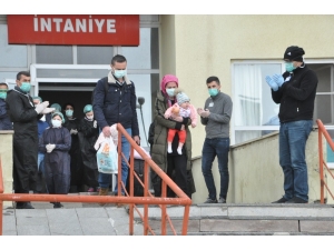 Yüksekova’da Korona Virüsü Tedavisi Gören 3 Hasta Taburcu Oldu