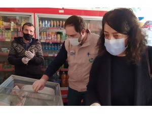 Alaçam’da Gıda İşletmelerine Etiket Ve Hijyen Denetimi