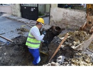 Alzheimer Hastası Kadının Kanalizasyon Sorunu Çözüldü