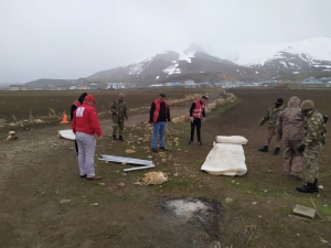 Karantina Görevindeki Askerler Üşümesin Diye Çadır Kuruldu