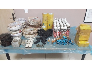 Bitlis’te Toprağa Gömülü Silah Ve Mühimmat Ele Geçirildi