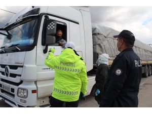 Muhtarlar Polisleri Unutmadı