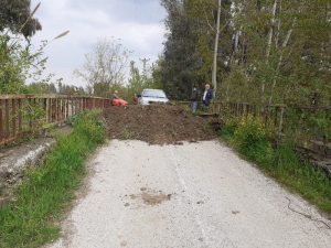 Osmaniye’yi Adana’ya Bağlayan Köy Yolları Kapatıldı