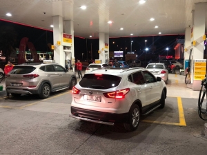 Bursalılar Akaryakıt İstasyonlarına Akın Etti