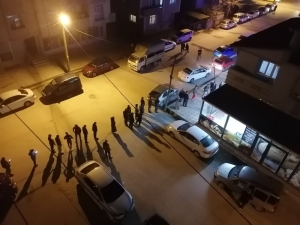 Tekirdağ’da Marketler Önünde Metrelerce Kuyruk Oluştu