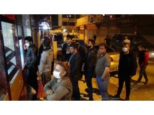 Kızıltepe’de Vatandaşlar Marketlere Akın Etti