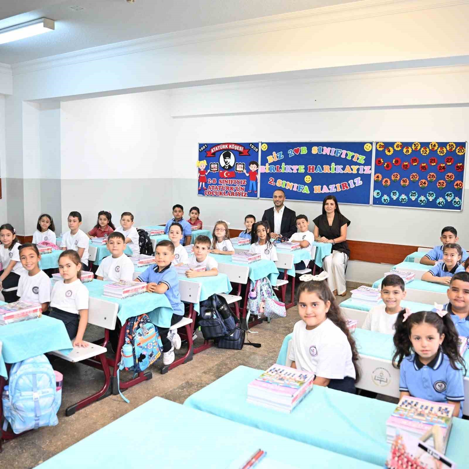 gaziosmanpasa-da-okullarda-trafik-ve-guvenli-gida-denetimleri