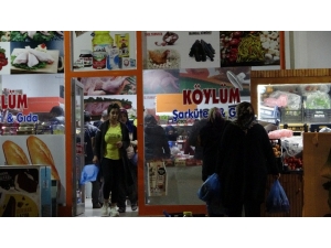 Adana’da Sokağa Çıkma Yasağı Vatandaşı Sokağa Döktü