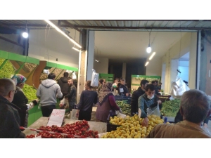 Sokağa Çıkma Yasağı Halkı Sokağa Döktü